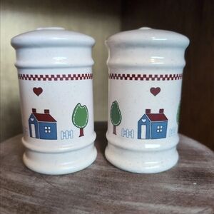 Charming White Ceramic Shakers with Heart and House Design